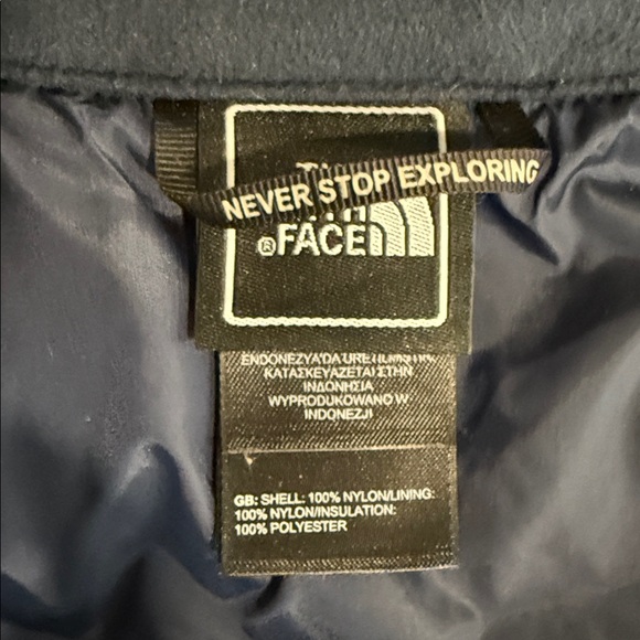 Women’s The North Face Navy Vest - Picture 6 of 7